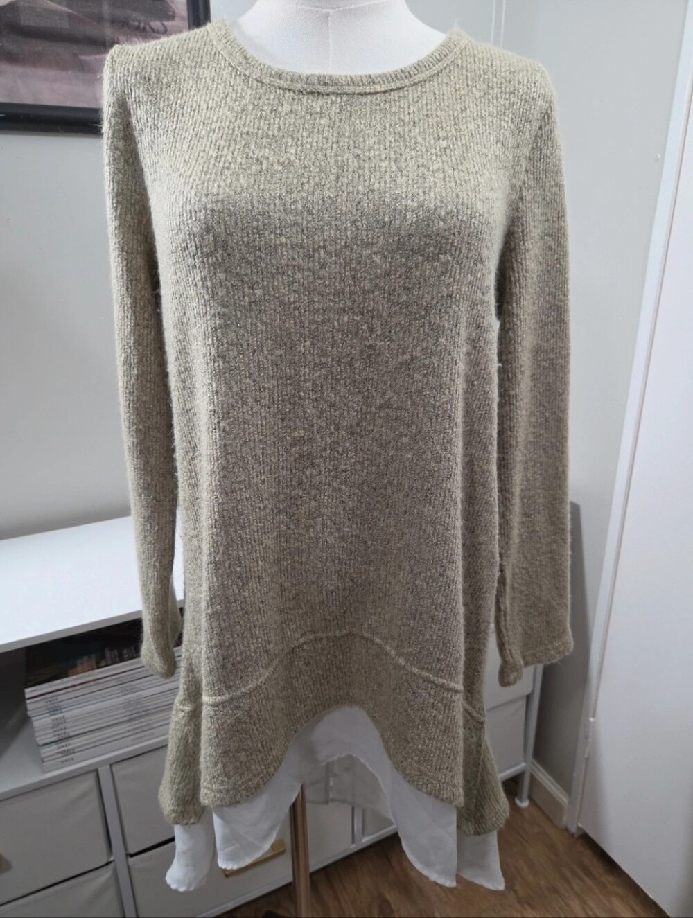Nina Leonard Sweater Top (M